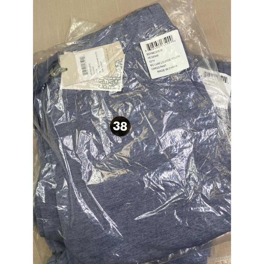 NWT Barefoot Dreams Malibu Collection® Luxe Lounge® Youth Cargo Pant, Blue 12/14 - Picture 3 of 3